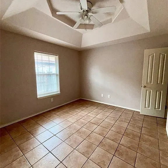 1804 S Linden St — Photo 11