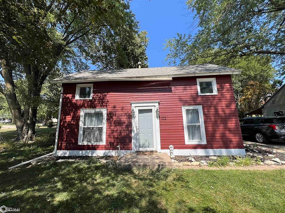 102 E Depot St, Exira, IA 50076 Zillow