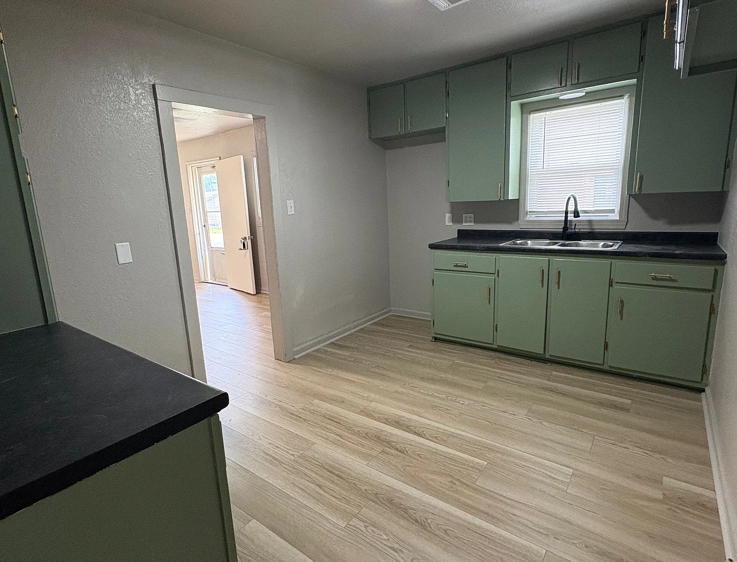 819 North Denver Street - 1 — Photo 4