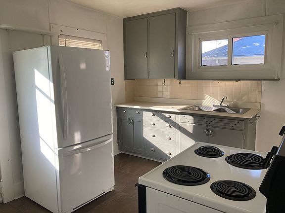 4th image of 162 N 9th St #2