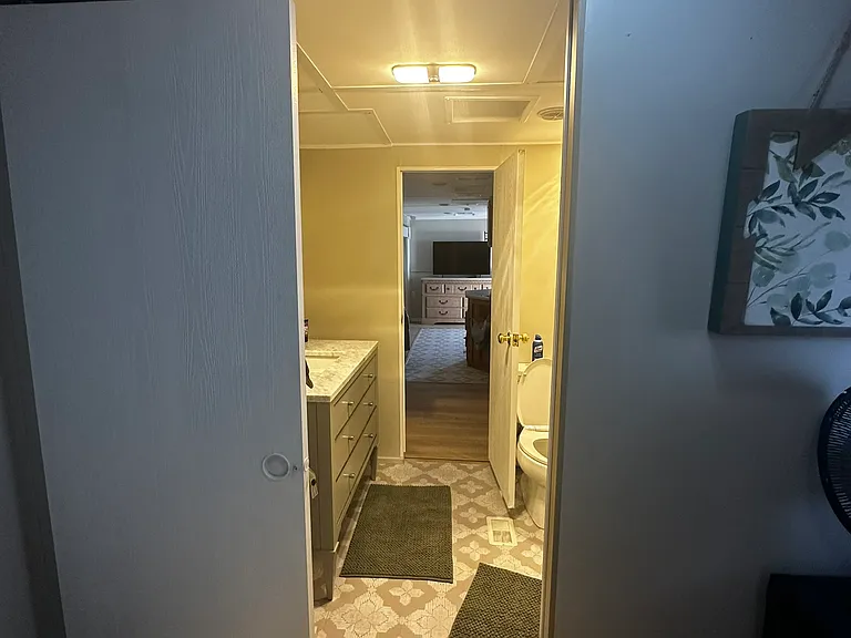 1715 E Manatee Loop — Photo 19