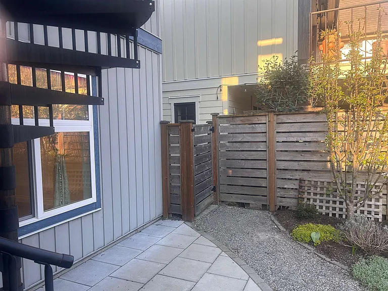 44468 McLaren Dr — Photo 29