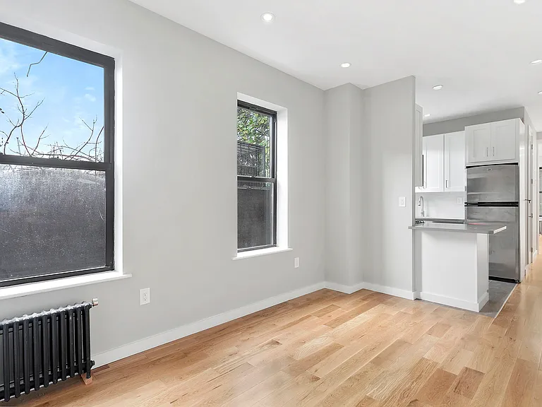 482 Tompkins Ave #2A — Photo 1