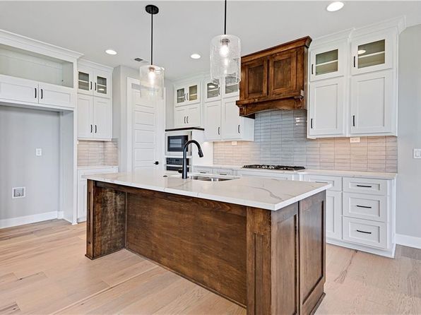 13030 S Constance St, Olathe, KS 66062