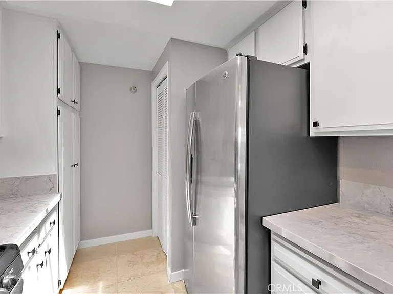 280 Cagney Ln #312 — Photo 6