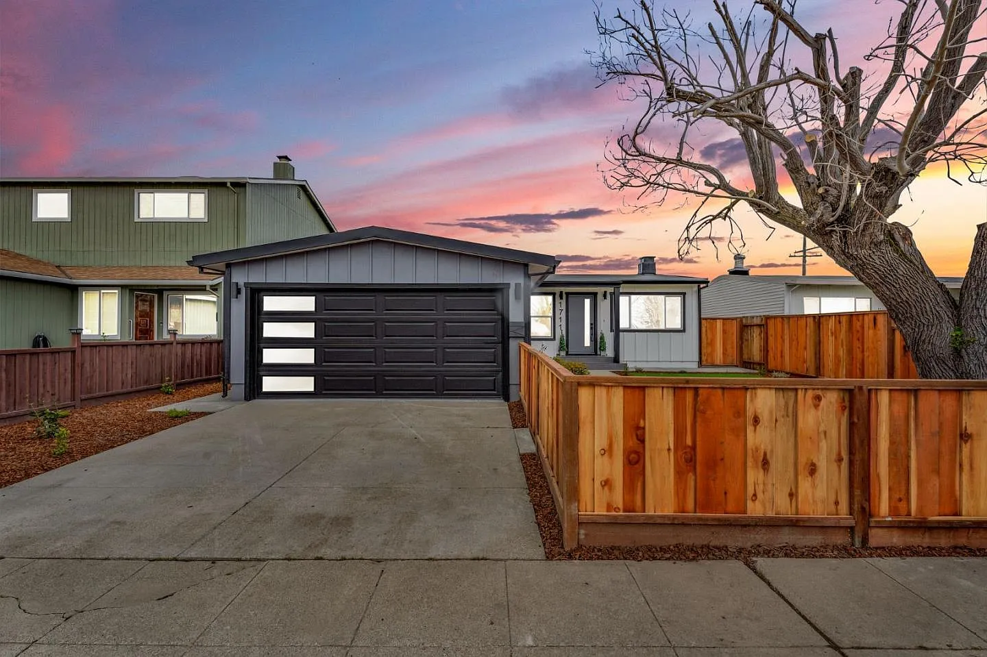 1711 Echo Ave photo 1