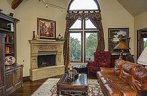 4th image of 6151 Blue Hills Ln