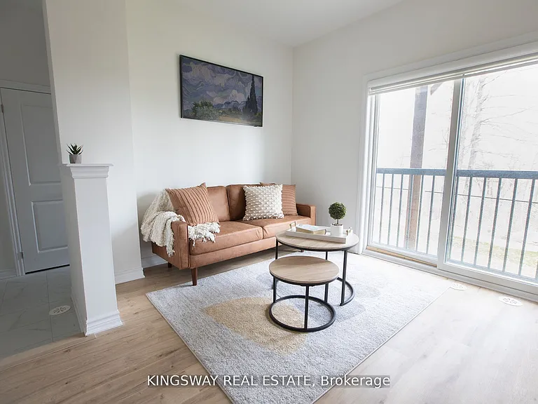 27 Paradox St — Photo 23