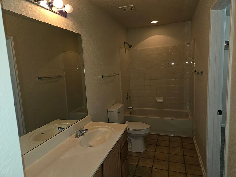 6515 Kestrel Ln — Photo 16