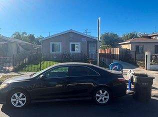 9123 S Baring Cross St, Los Angeles, CA 90044