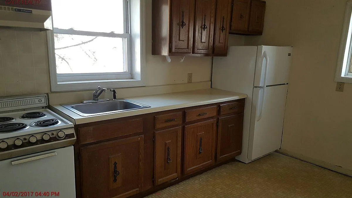 1 bed, 1.5 bath, 800 sqft, $925 — Photo 3