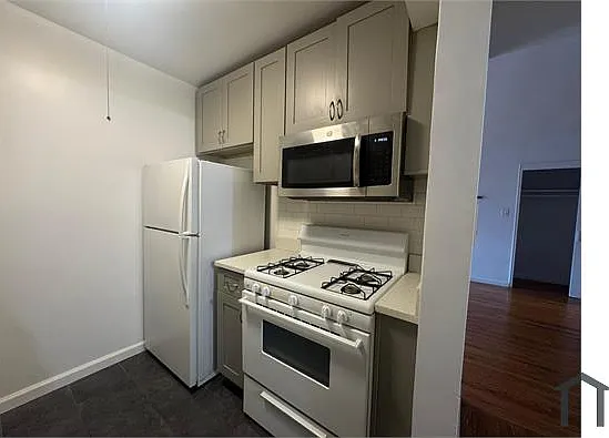 1130 Stadium Ave #6F — Photo 7