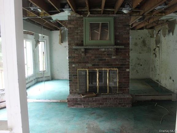 3rd image of 18 Lady Godiva Way