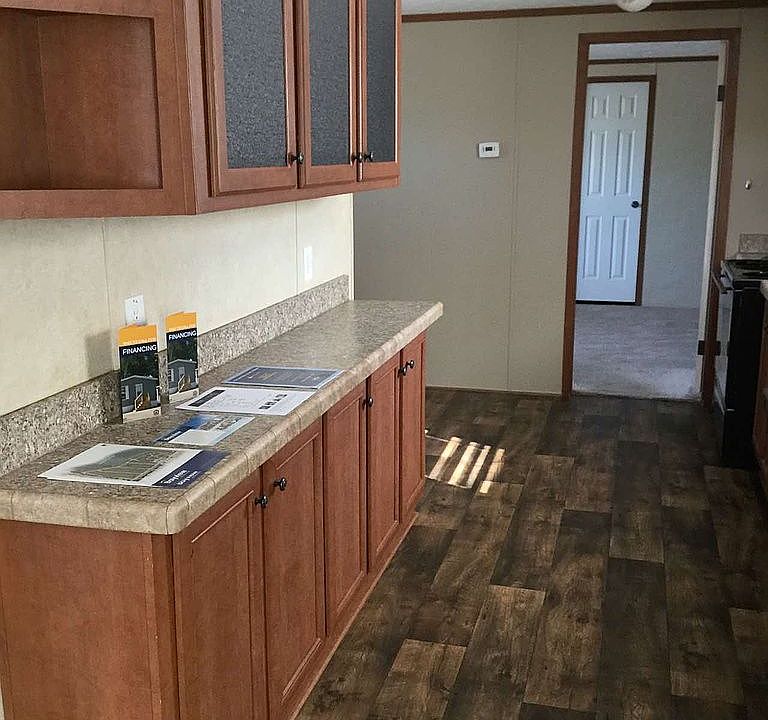 2nd image of 400 S Harkless Dr #67