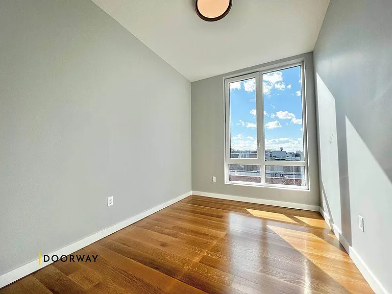 689 5th Ave #4A — Photo 7