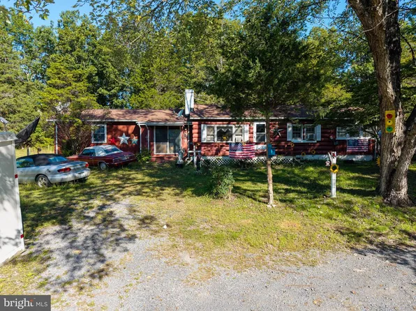 126 Kings Acre Ln, Fort Valley, VA 22652
