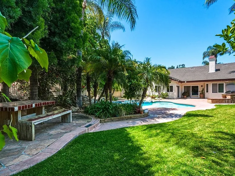1023 Highlight Dr — Photo 33