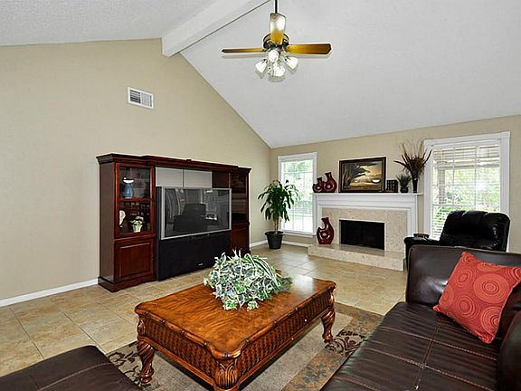 5th image of 3826 Stovepipe Ln
