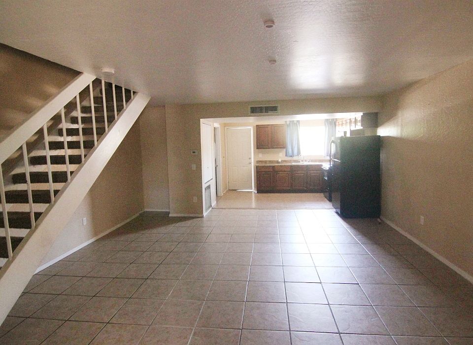 2nd image of 10239 N 15th Ave