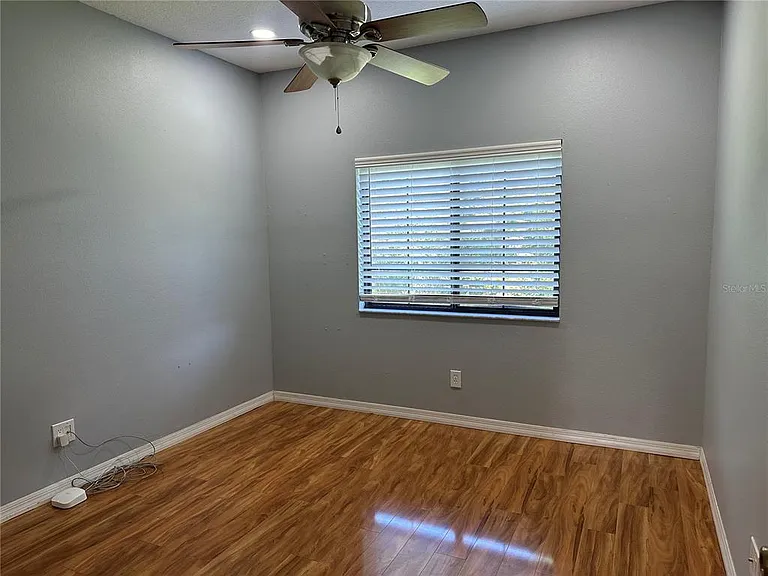 30117 N Mossbank Dr — Photo 16