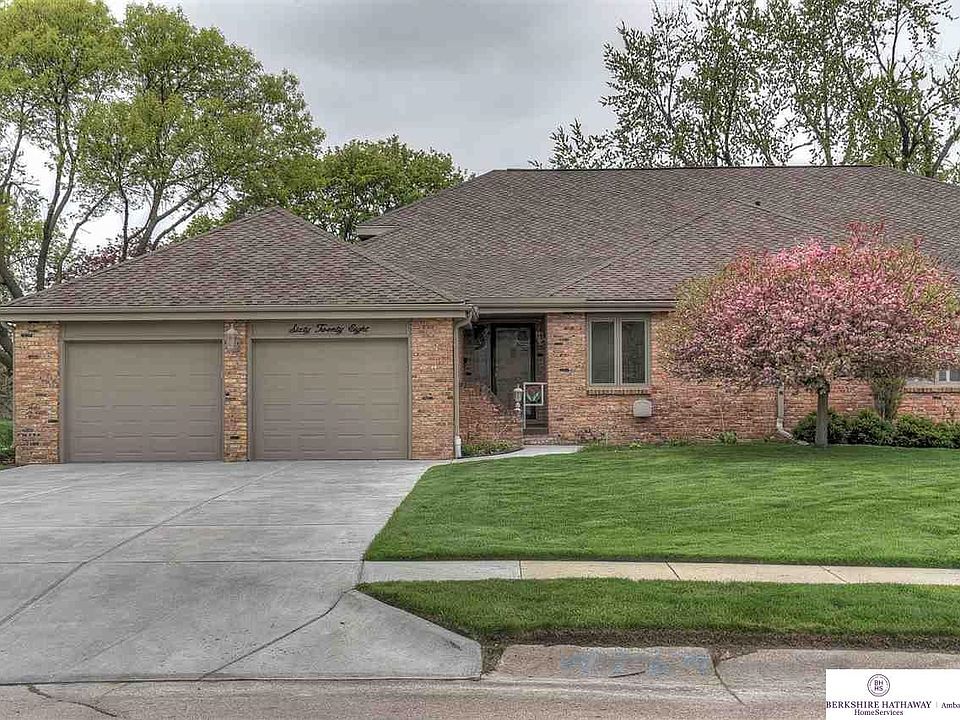1st image of 6028 Oak Hills Dr