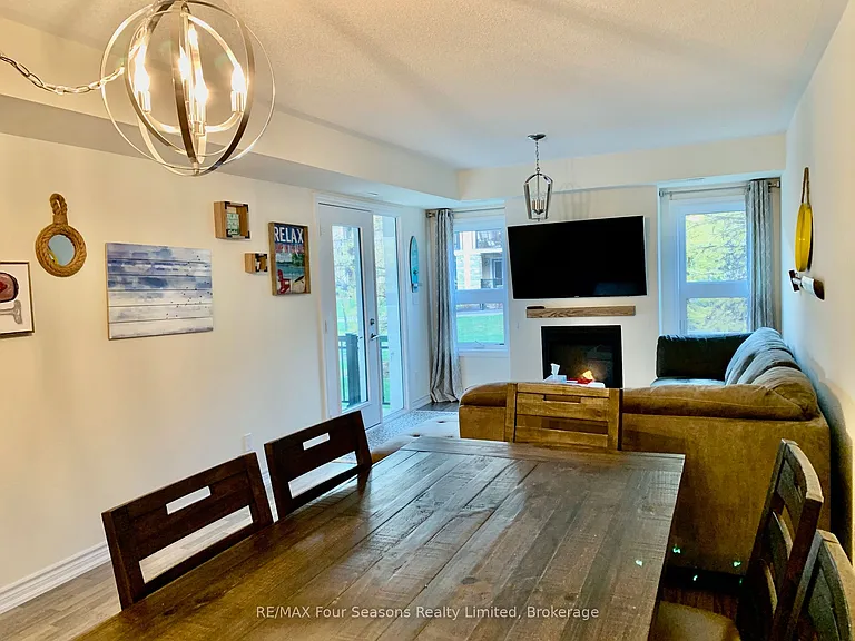 4 Cove Ct #102 — Photo 8