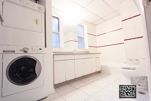 Rented by OGI Management | media 35