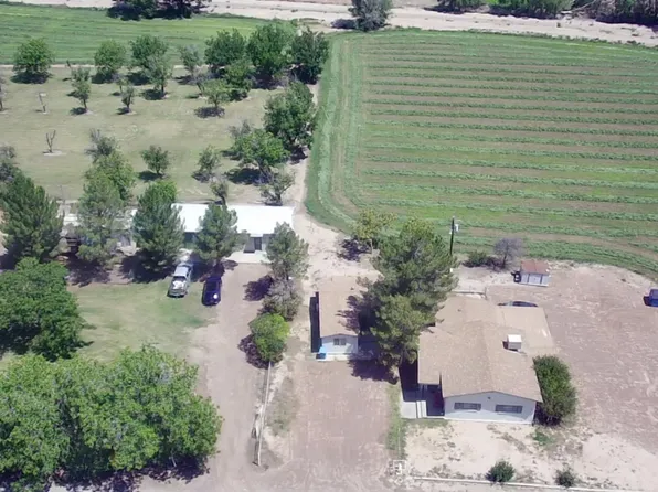 685 Borrego Rd, San Elizario, TX 79849