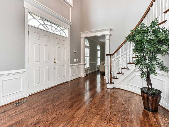 5th image of 3159 Ariana Dr