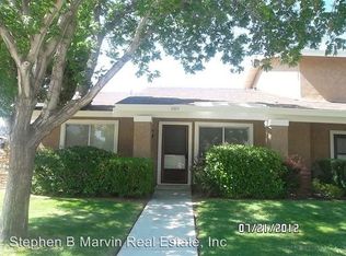 2923 W Avenue J4, Lancaster, CA 93536