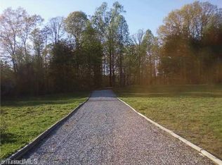 4580 Pine Hall Rd, Walkertown, NC 27051