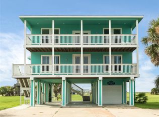 18322 Shaman Dr, Galveston, TX 77554