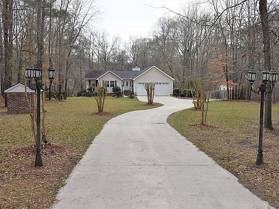 3rd image of 175 Northlake Dr
