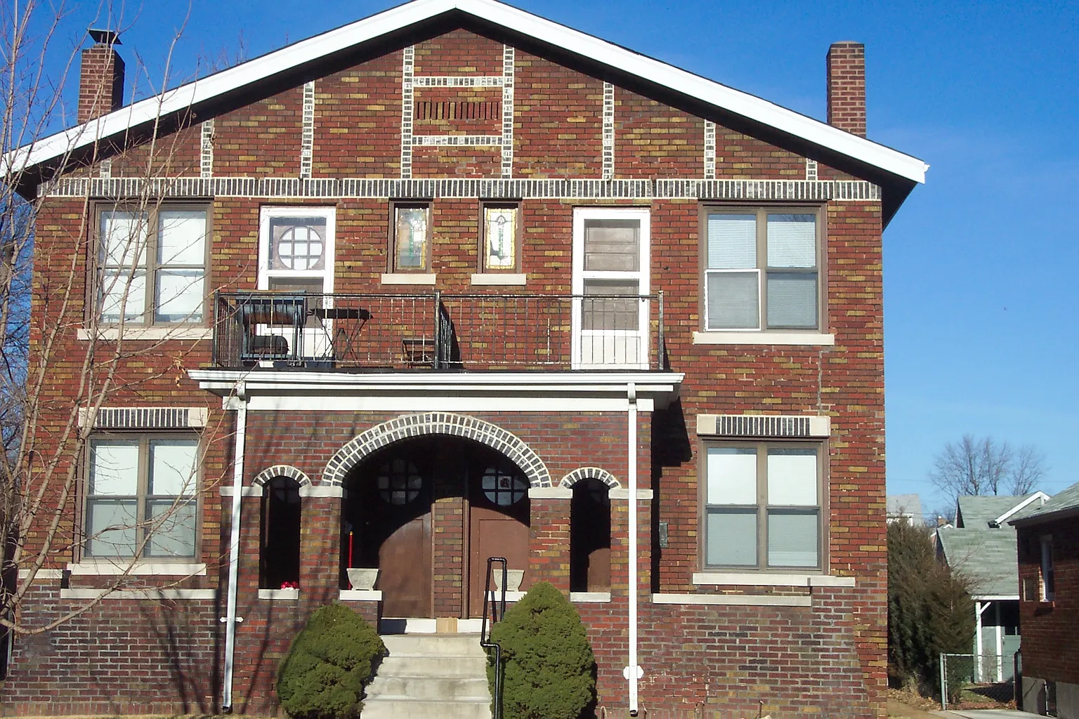 3917-3919 Bates St photo 1
