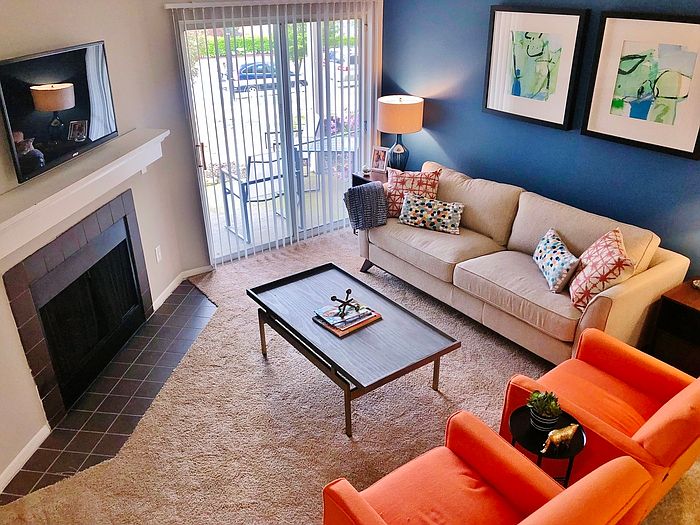 1st image of 3520 Creekwood Dr #12