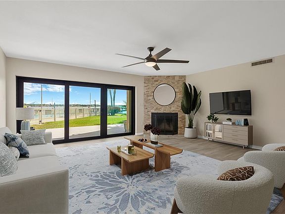 3rd image of 7520 SUNSHINE SKYWAY LANE S #P5