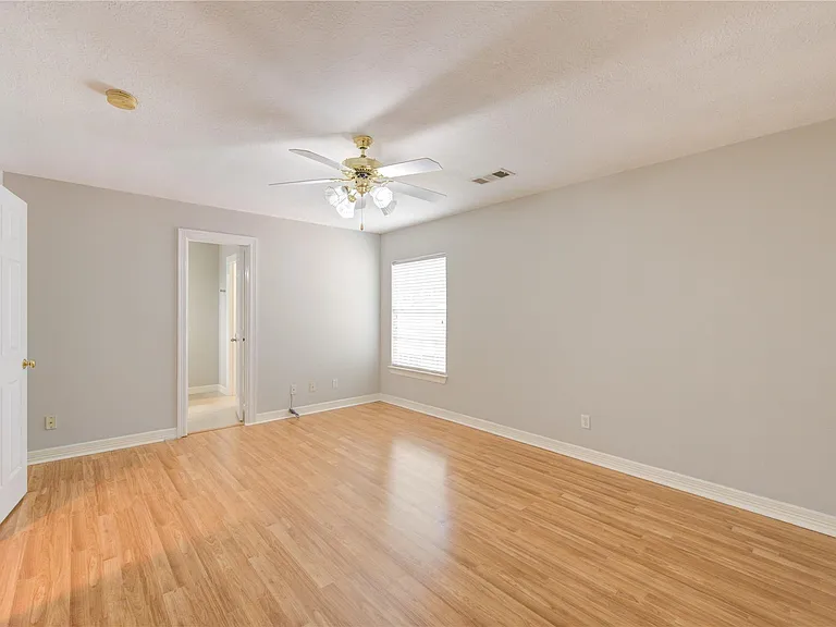 14007 Briar Heath Dr — Photo 25