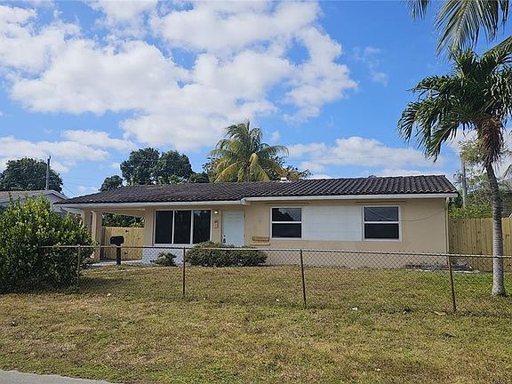 3rd image of 2771 SW 3rd St
