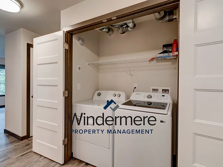 1621 SW Mulberry Pl #D102 — Photo 14