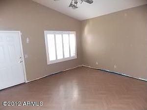 4th image of 544 W Sierra Vista Dr