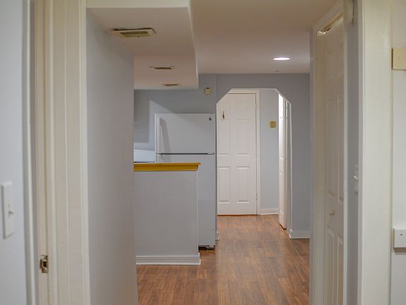 2nd image of 3311 S Calumet Ave