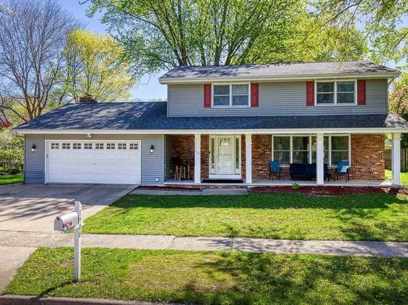 1900 N Birchwood Ave, Appleton, WI 54914