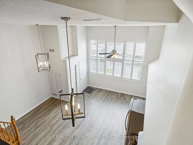 111 Grey St #105 — Photo 30