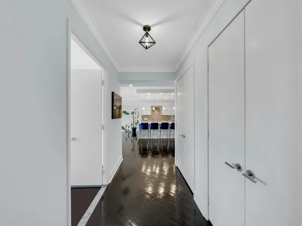 1077 River Road image 13 of 33