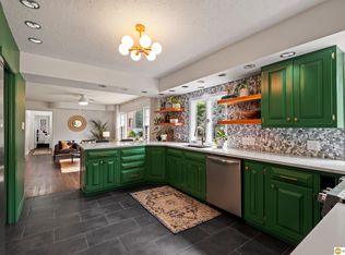 2606 S 105th St, Omaha, NE 68124