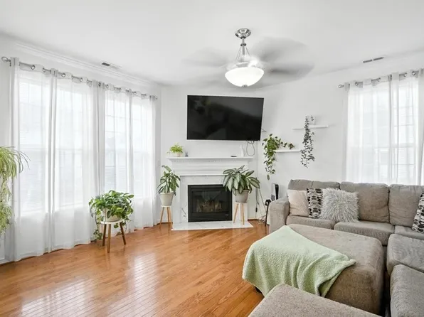 2512 Benlar Ct, Virginia Beach, VA 23456