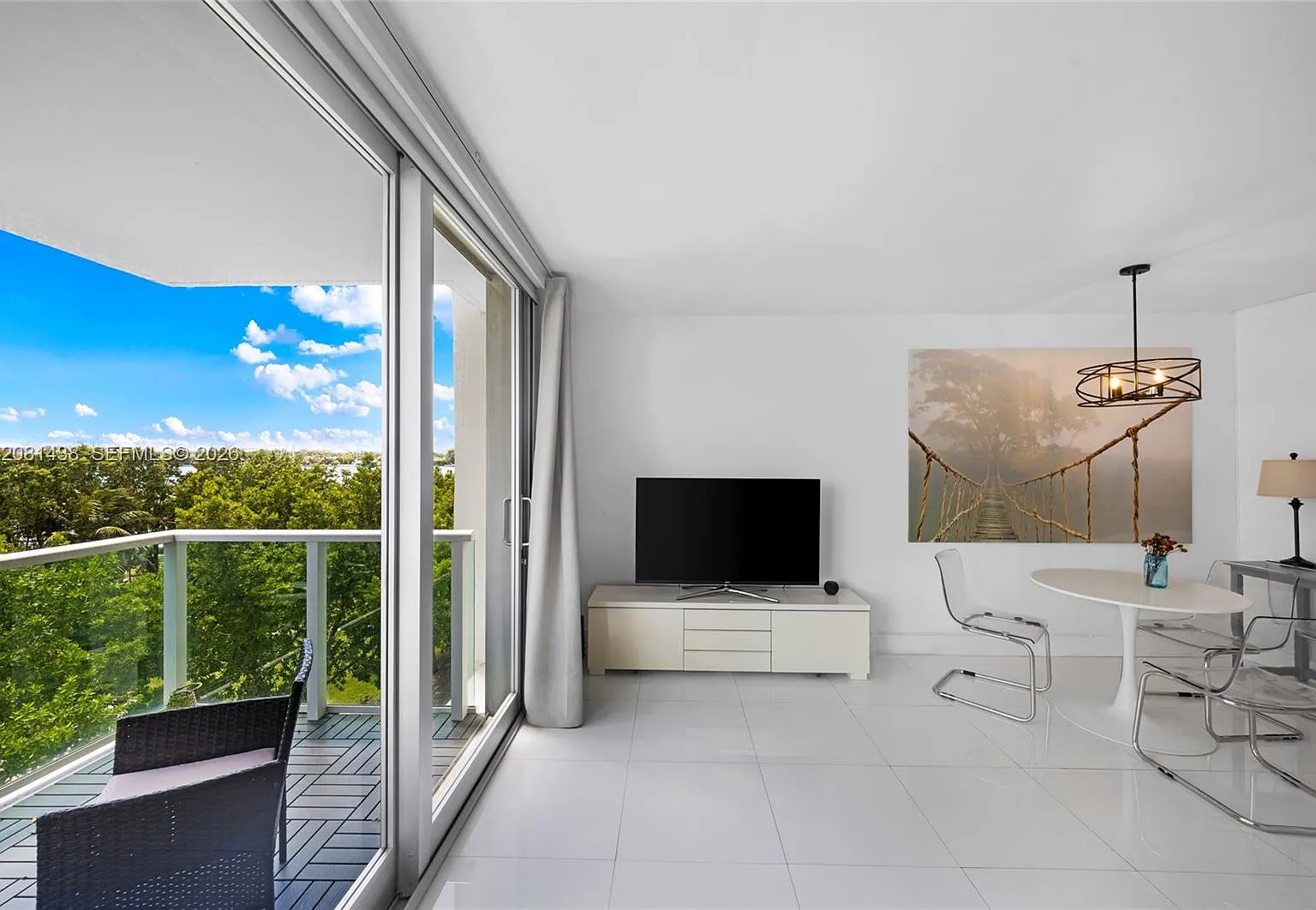 Mirador 1000 Condo — Photo 3