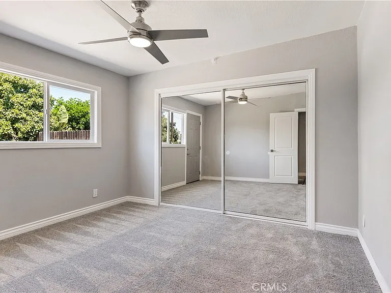517 N Chalburn Ave — Photo 23