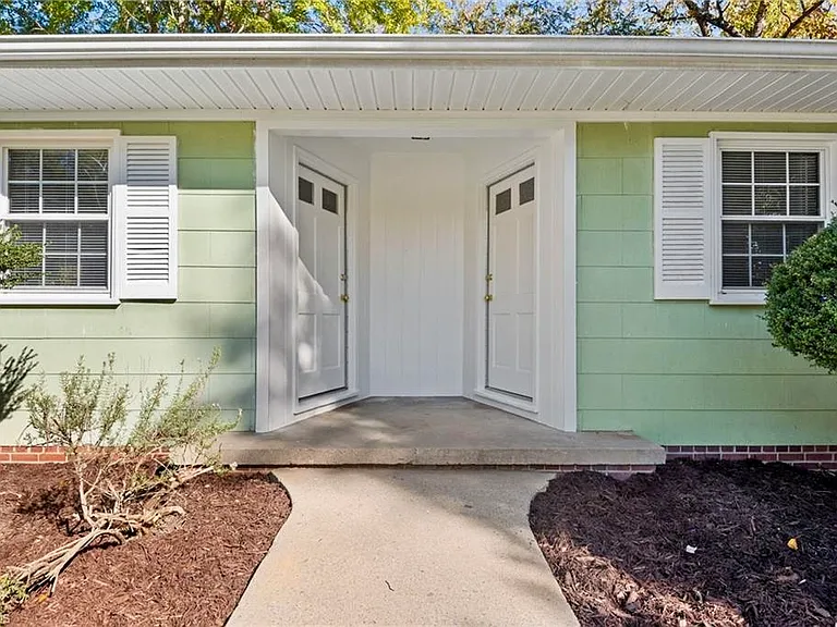 918 Harris St #918 — Photo 3