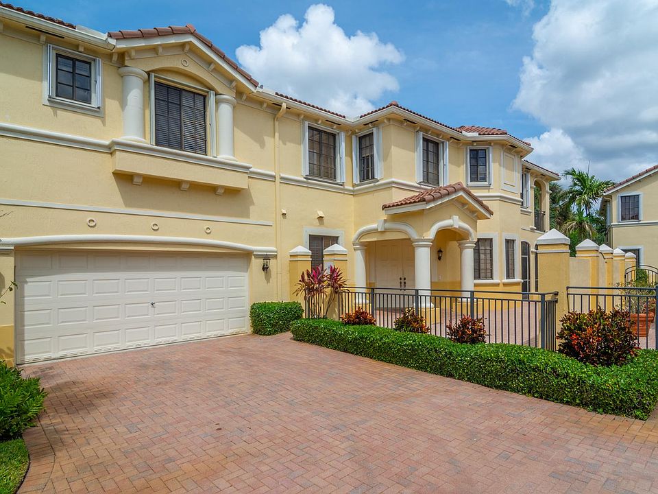 1st image of 1594 Passion Vine Cir